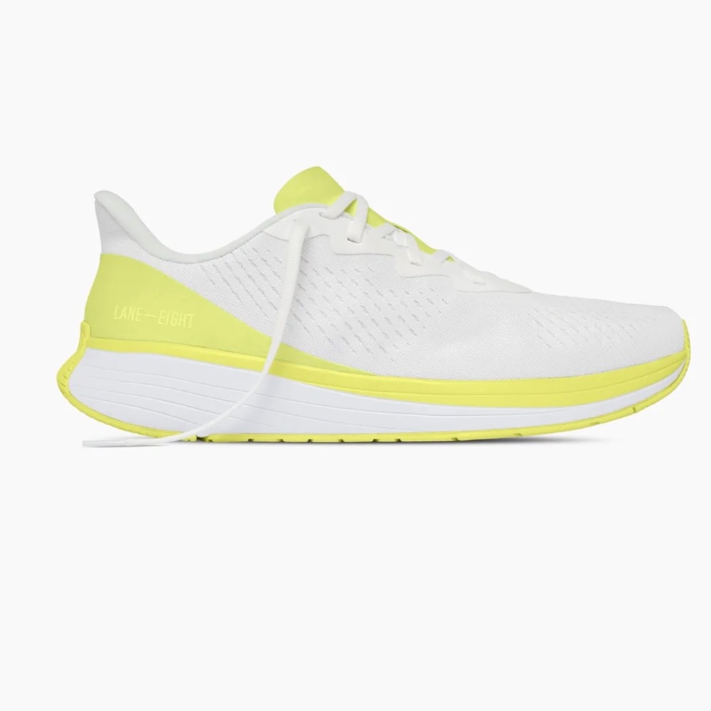 BNWT LANE EIGHT relay trainer in key lime